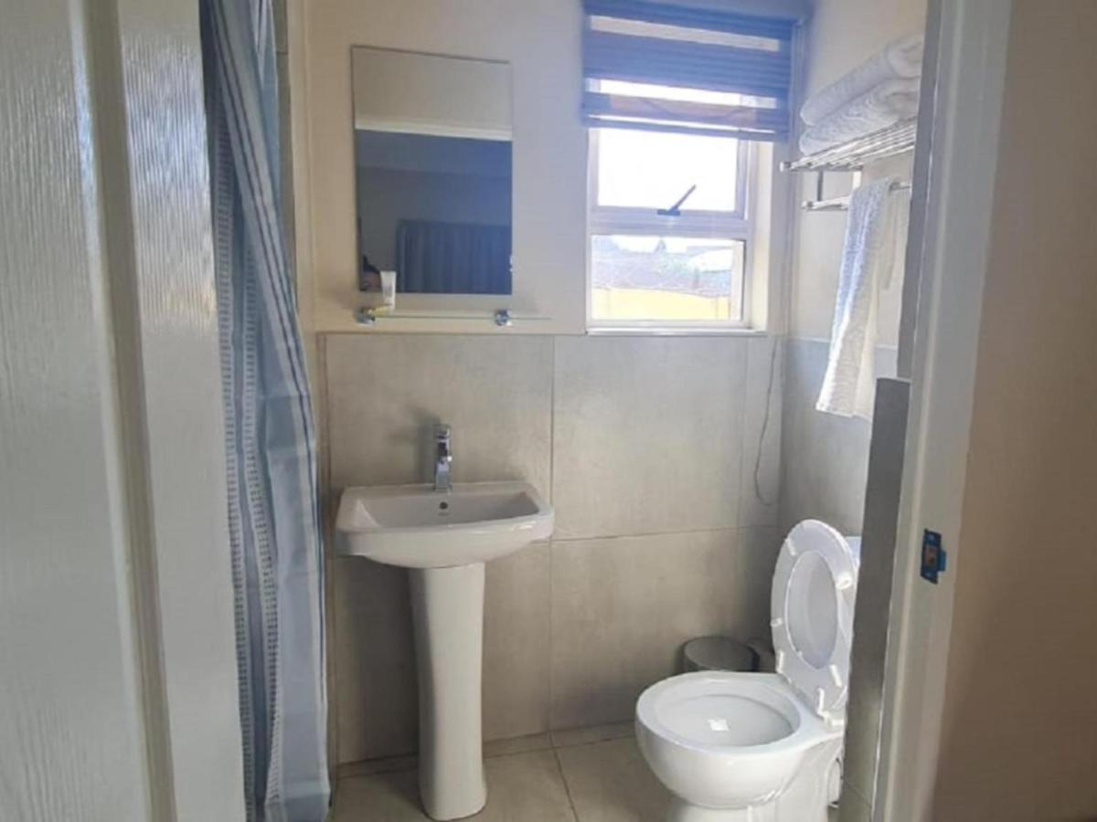 Benoni N12 Hotel Exteriör bild