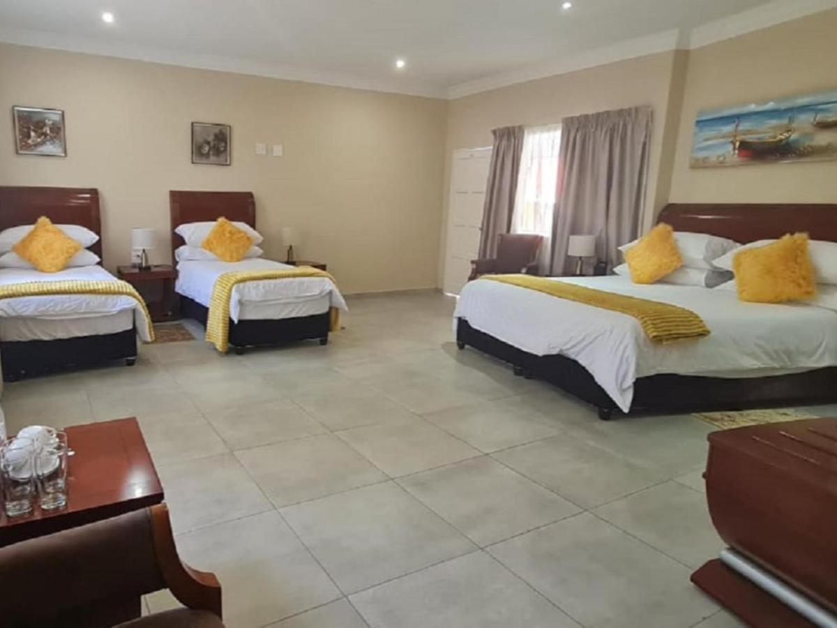 Benoni N12 Hotel Exteriör bild