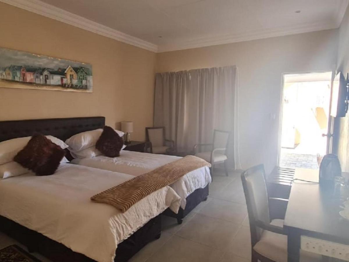 Benoni N12 Hotel Exteriör bild