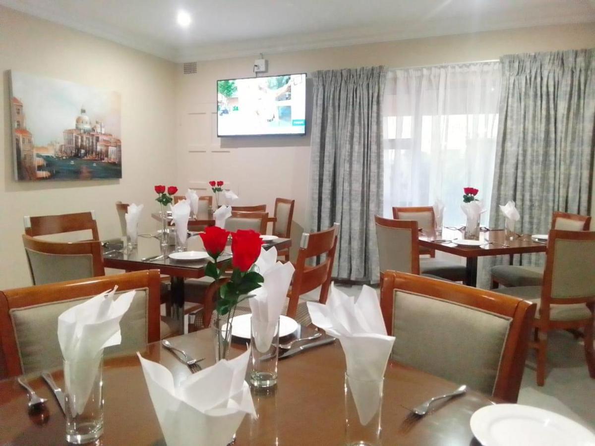 Benoni N12 Hotel Exteriör bild