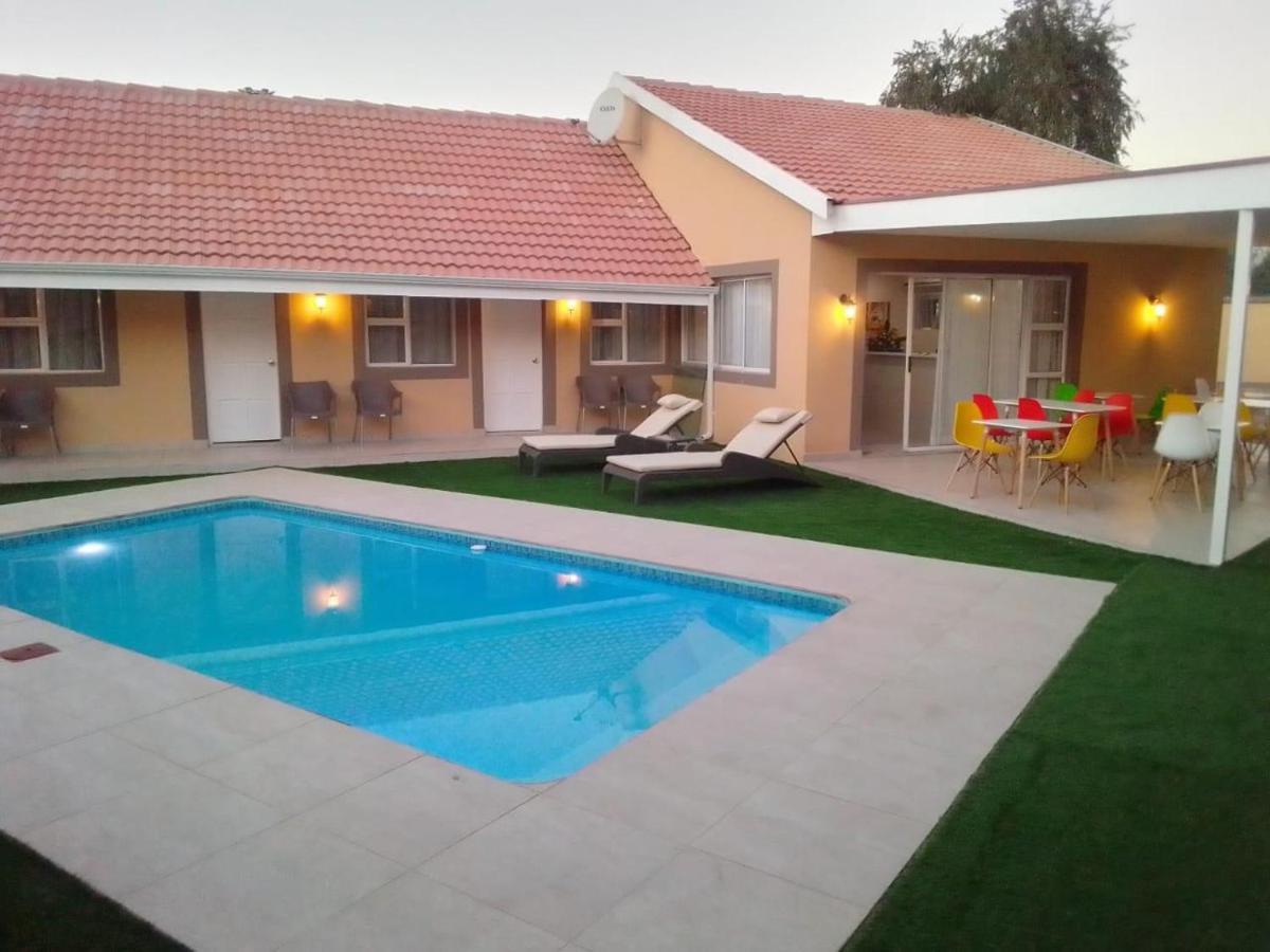 Benoni N12 Hotel Exteriör bild